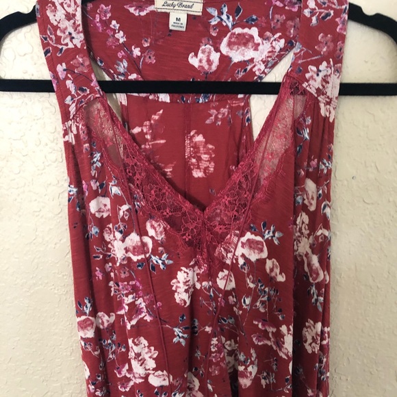 Lucky Brand Red Floral Lace Sleeveless top Size M - Picture 3 of 9